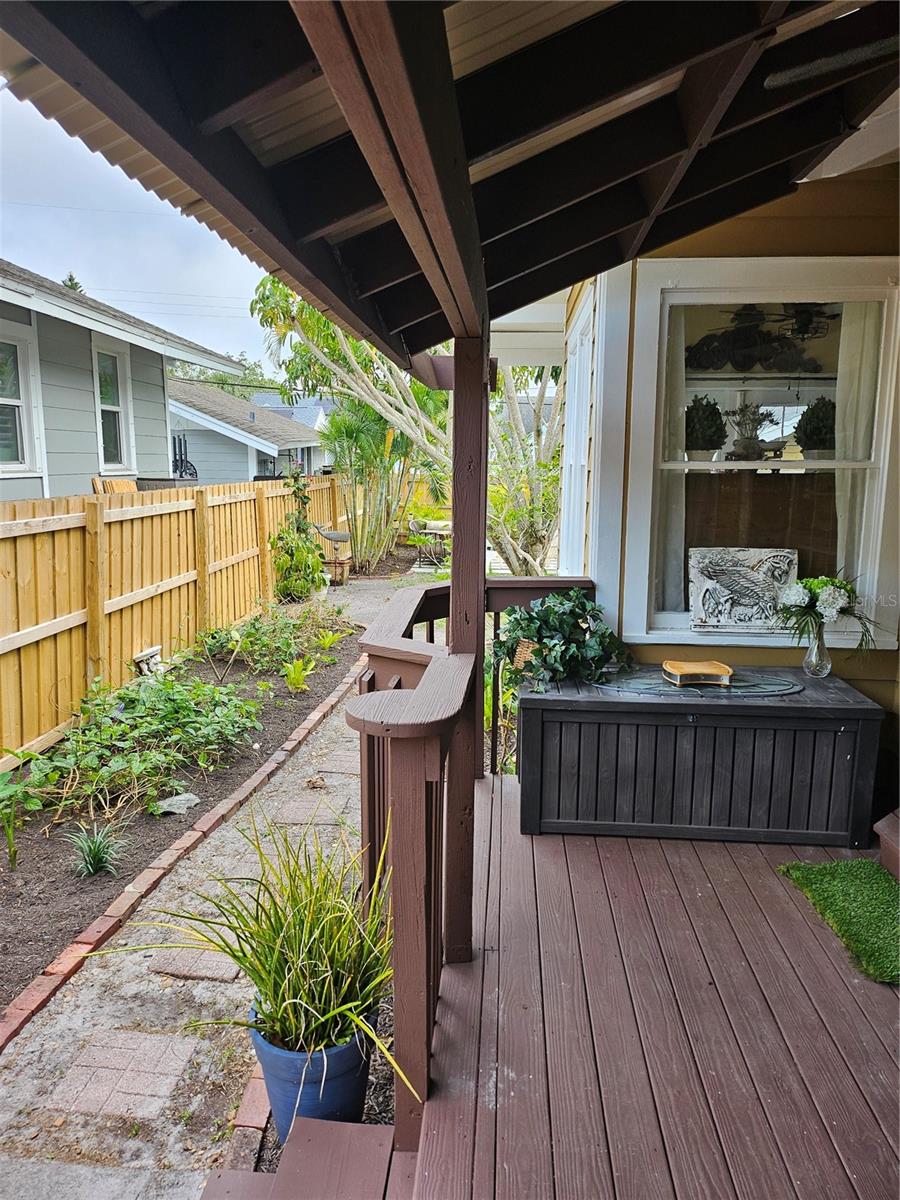 2910 BURLINGTON AVE N, ST PETERSBURG, FL, 33713