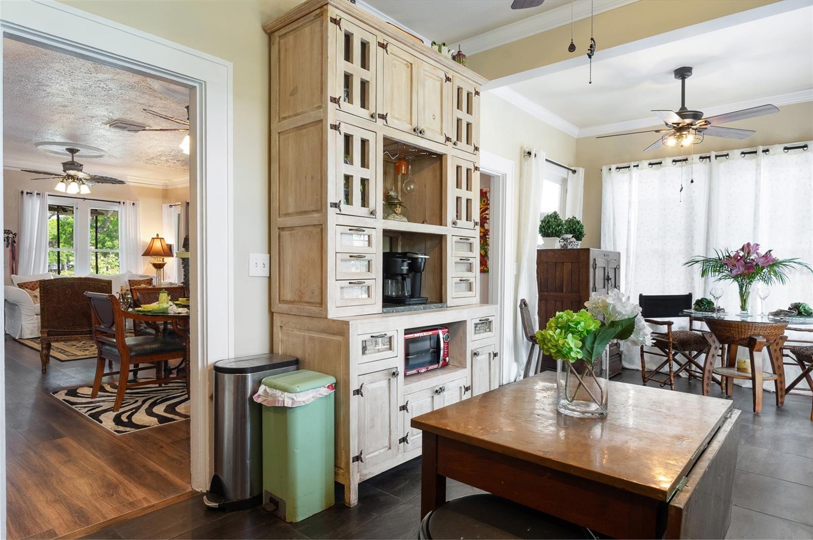 2910 BURLINGTON AVE N, ST PETERSBURG, FL, 33713