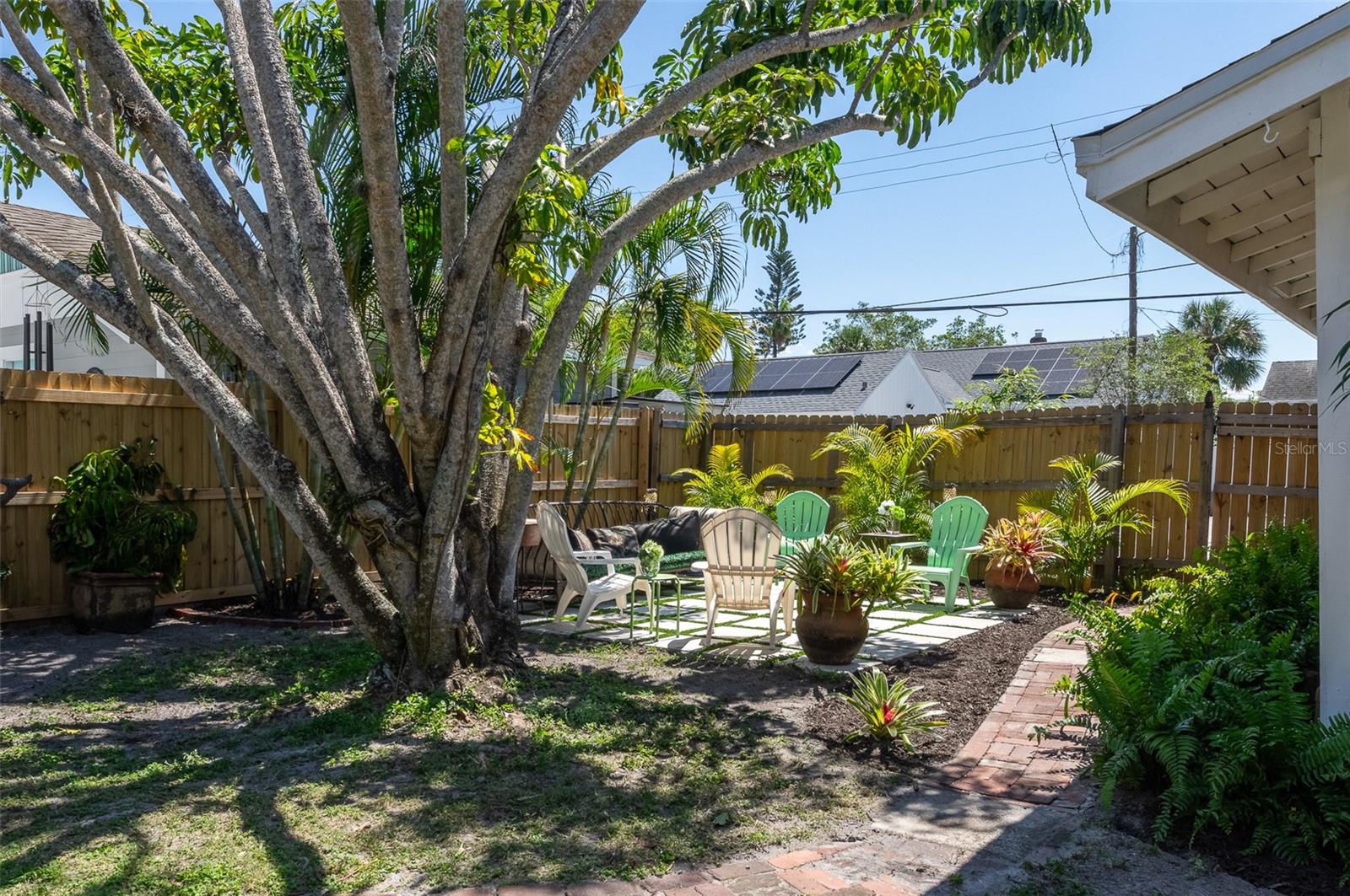 2910 BURLINGTON AVE N, ST PETERSBURG, FL, 33713