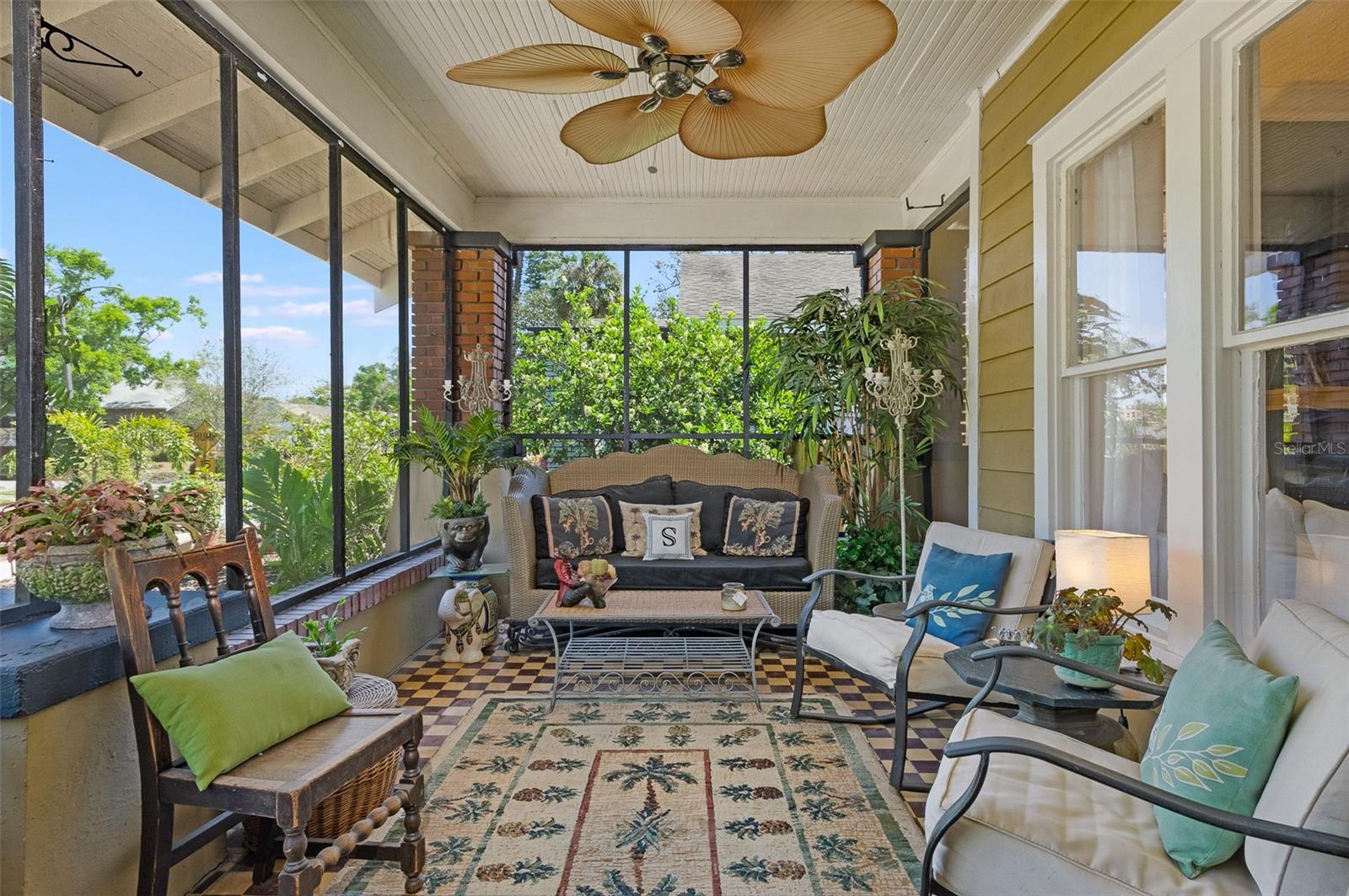 2910 BURLINGTON AVE N, ST PETERSBURG, FL, 33713