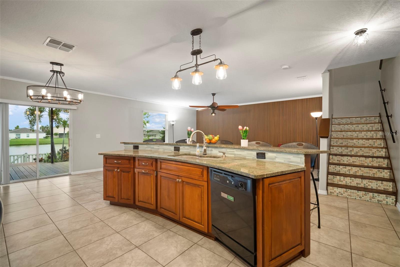 10612 STRAWBERRY TETRA DR, RIVERVIEW, FL, 33578