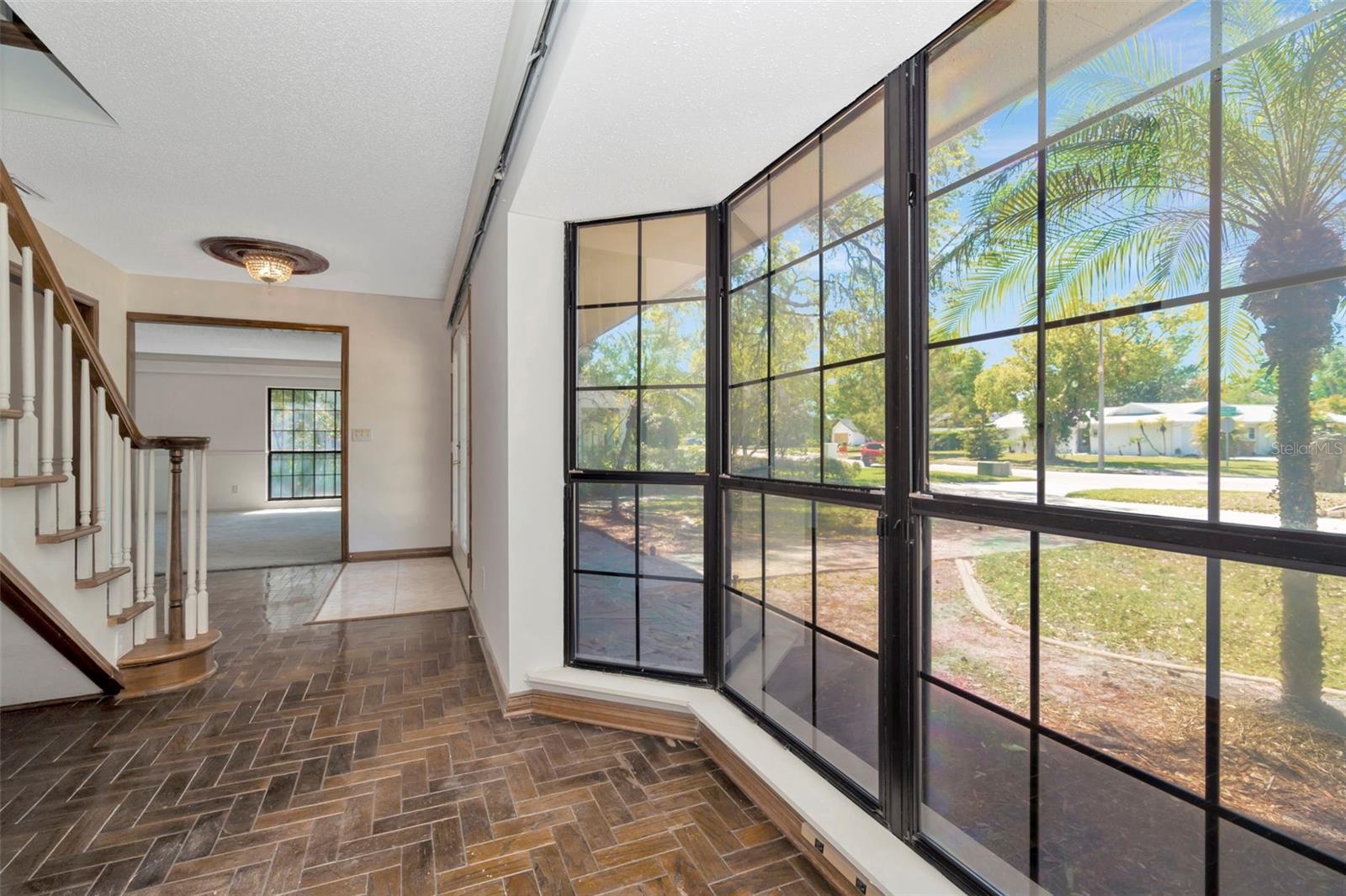 1401 N RIVERHILLS DR, TEMPLE TERRACE, FL, 33617