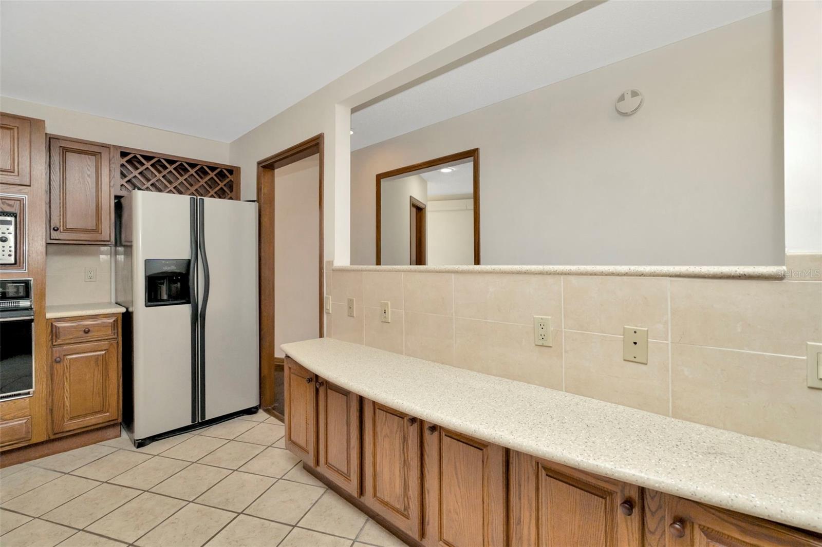 1401 N RIVERHILLS DR, TEMPLE TERRACE, FL, 33617