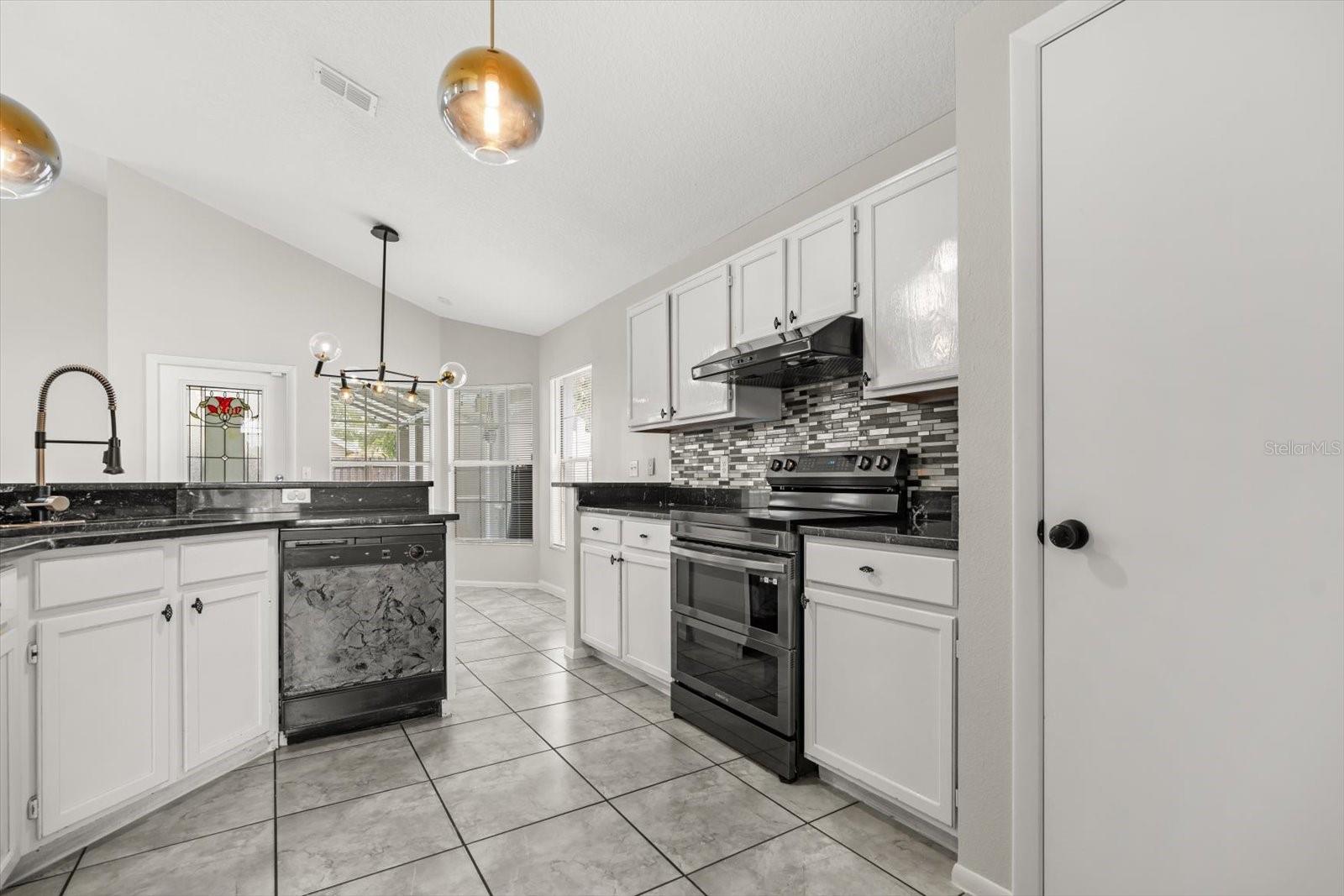 12557 CRAYFORD AVE, ORLANDO, FL, 32837