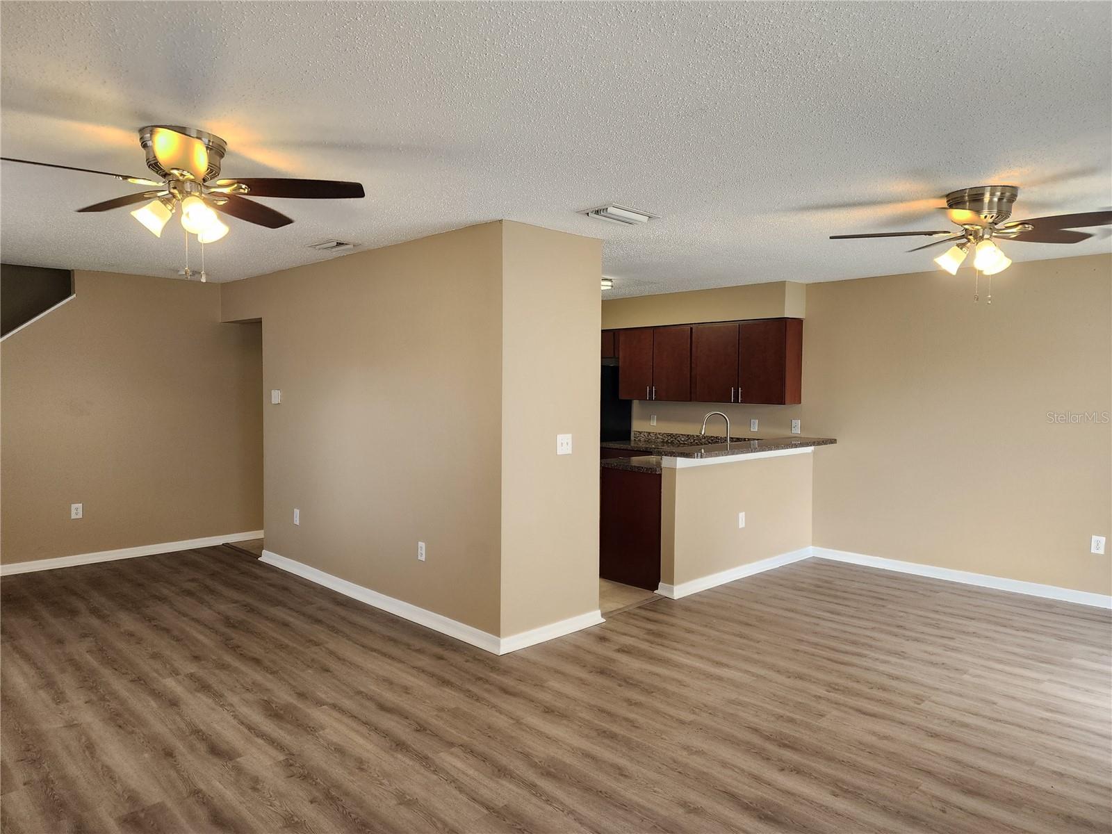 10801 CANDLE STICK LN, RIVERVIEW, FL, 33579