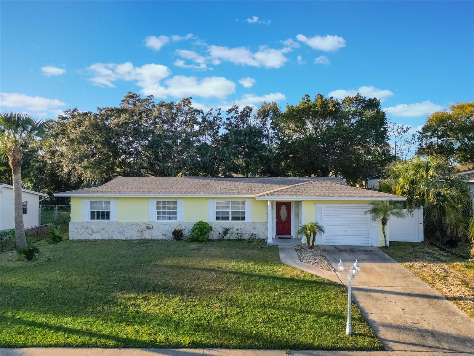 2070 KEYES LN, DELTONA, FL, 32738