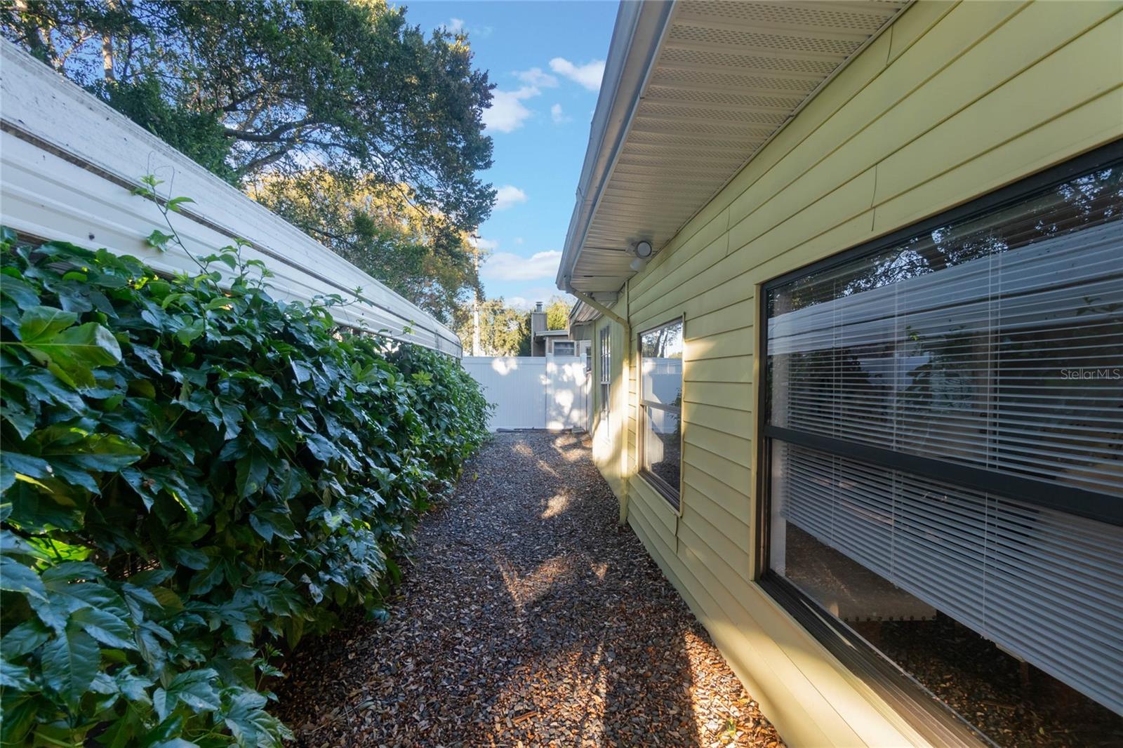 2070 KEYES LN, DELTONA, FL, 32738