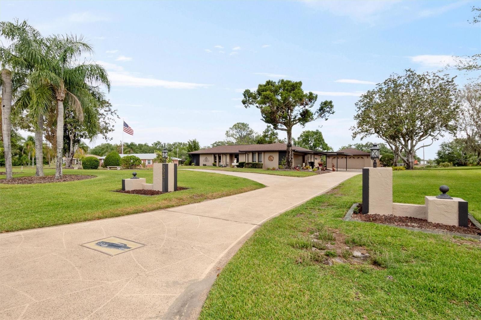 8947 OAKWOOD DR, LAKE WALES, FL, 33898