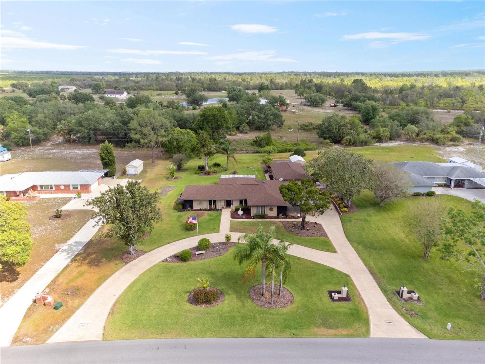 8947 OAKWOOD DR, LAKE WALES, FL, 33898