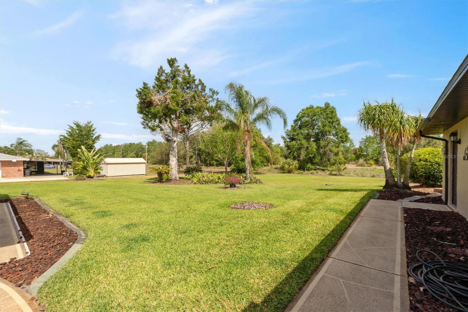 8947 OAKWOOD DR, LAKE WALES, FL, 33898