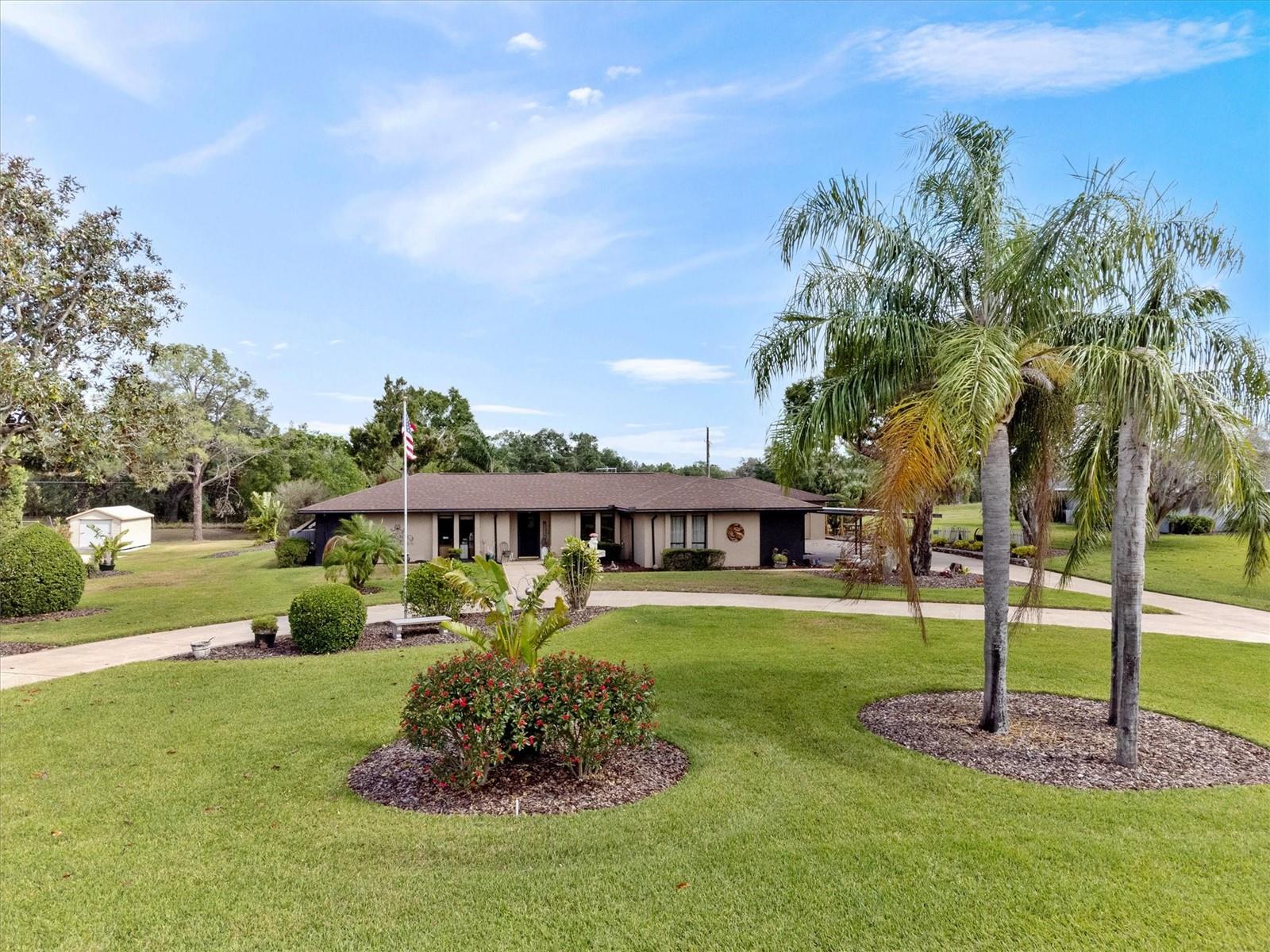 8947 OAKWOOD DR, LAKE WALES, FL, 33898