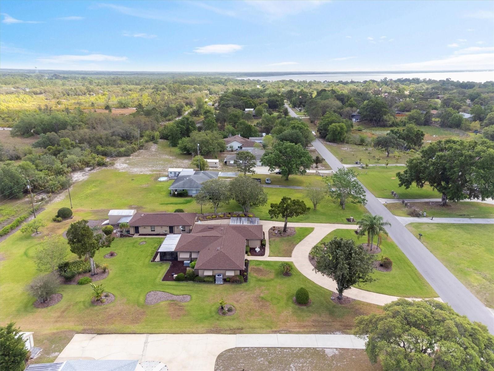 8947 OAKWOOD DR, LAKE WALES, FL, 33898