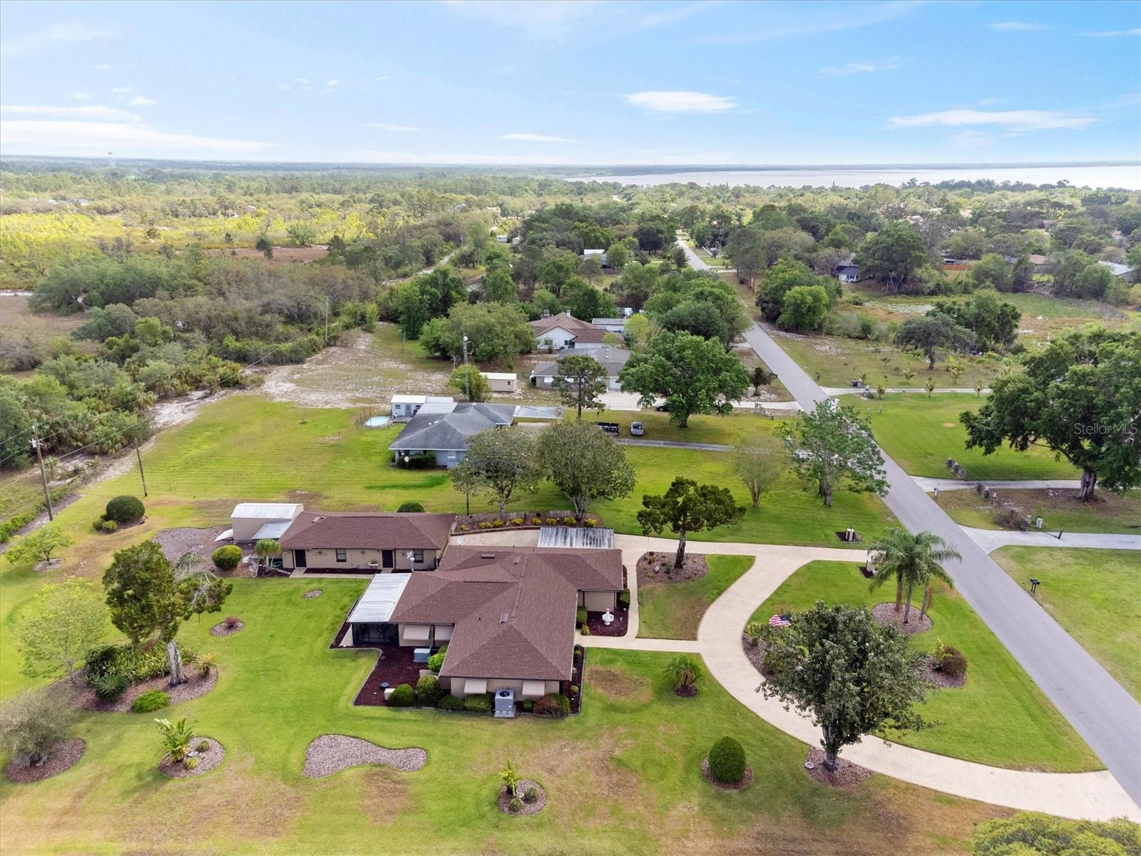 8947 OAKWOOD DR, LAKE WALES, FL, 33898