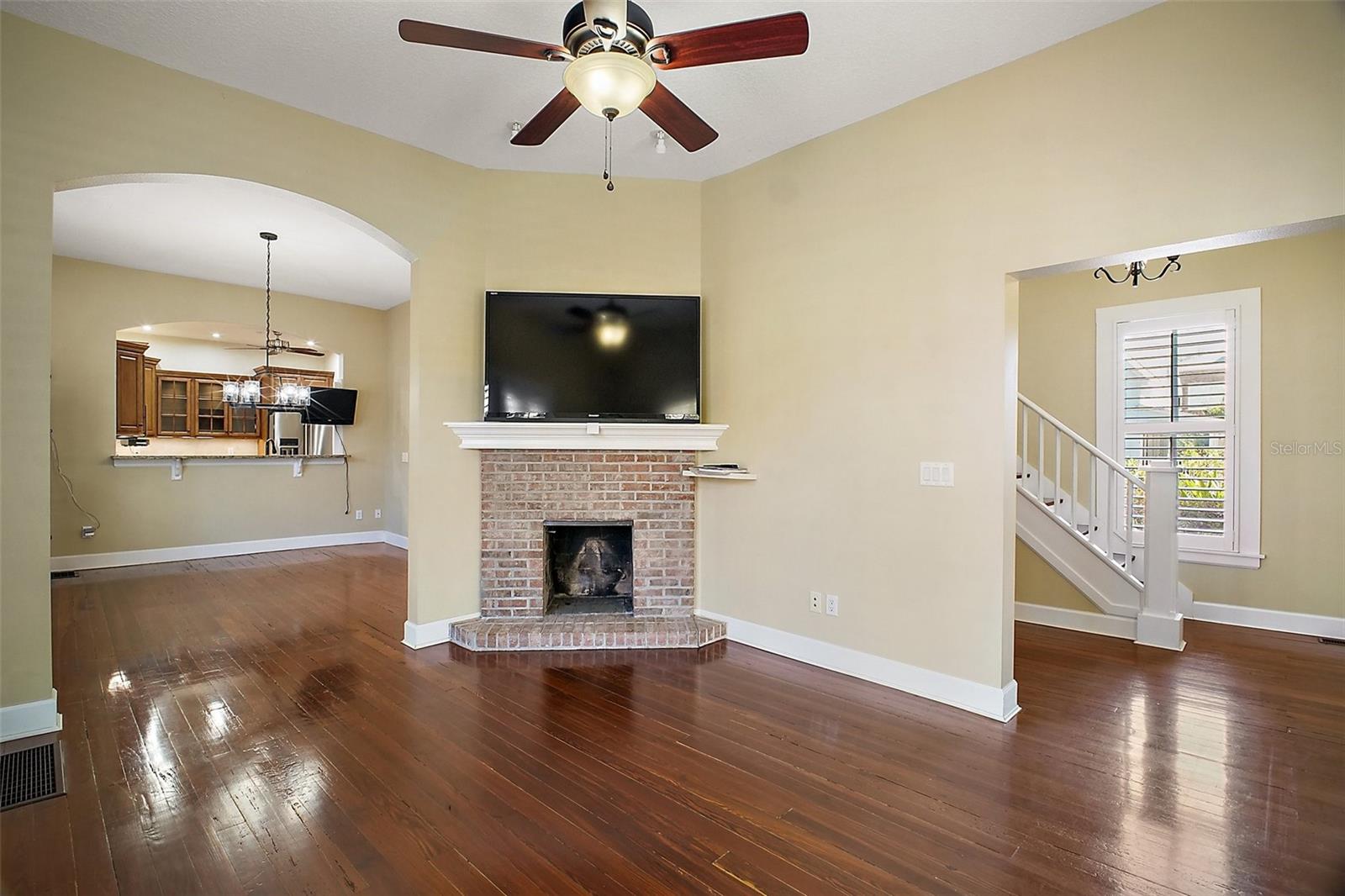 519 N CLARA AVE, DELAND, FL, 32720