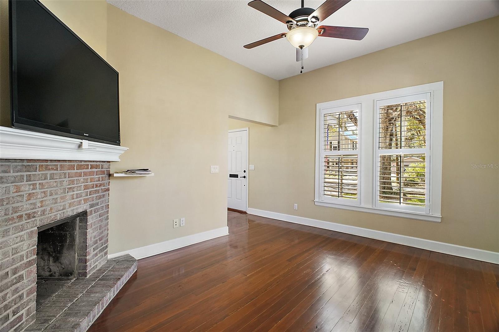 519 N CLARA AVE, DELAND, FL, 32720