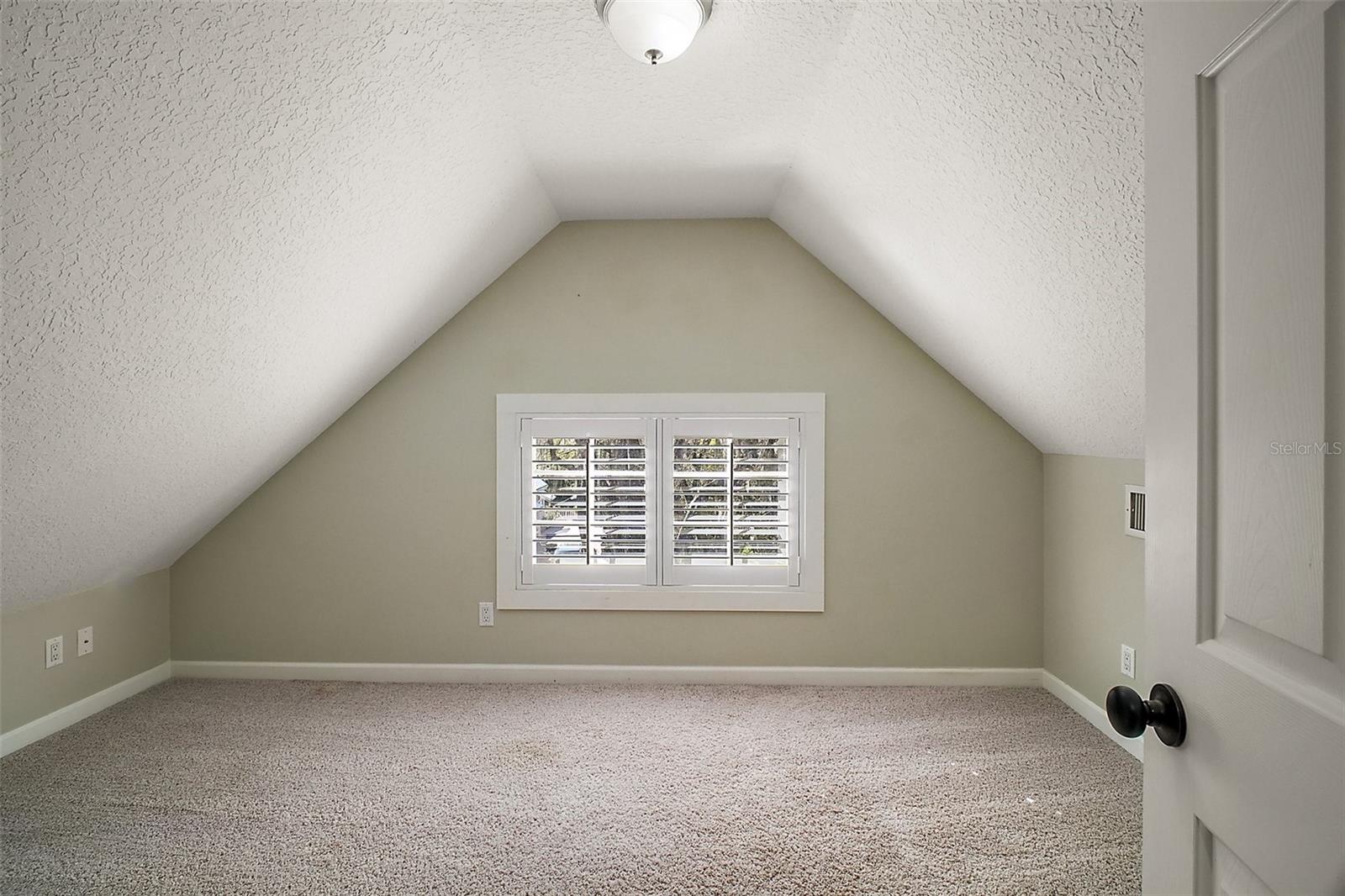 519 N CLARA AVE, DELAND, FL, 32720
