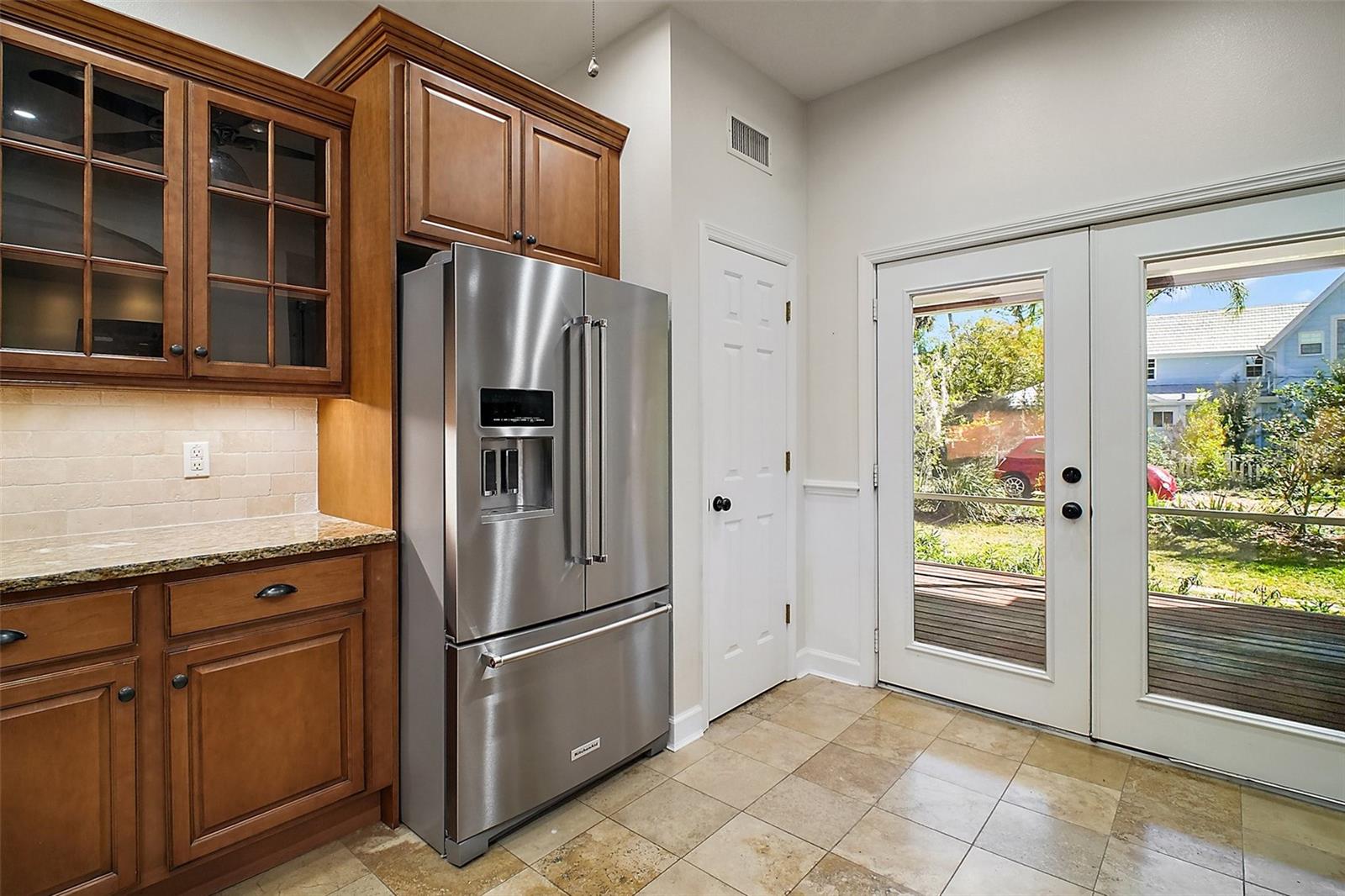 519 N CLARA AVE, DELAND, FL, 32720