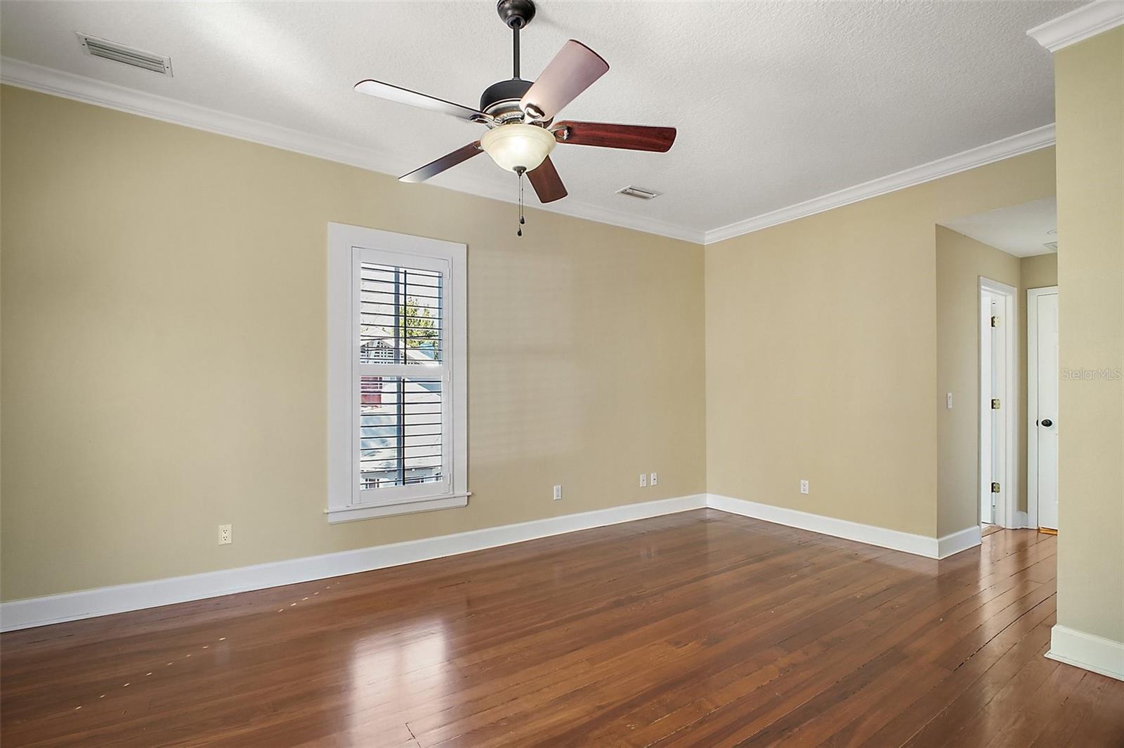 519 N CLARA AVE, DELAND, FL, 32720