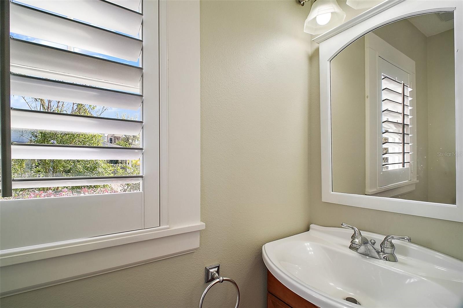 519 N CLARA AVE, DELAND, FL, 32720