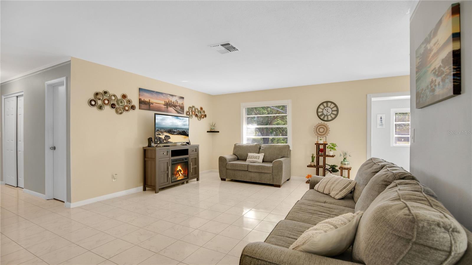 231 DELAWARE AVE, ST CLOUD, FL, 34769