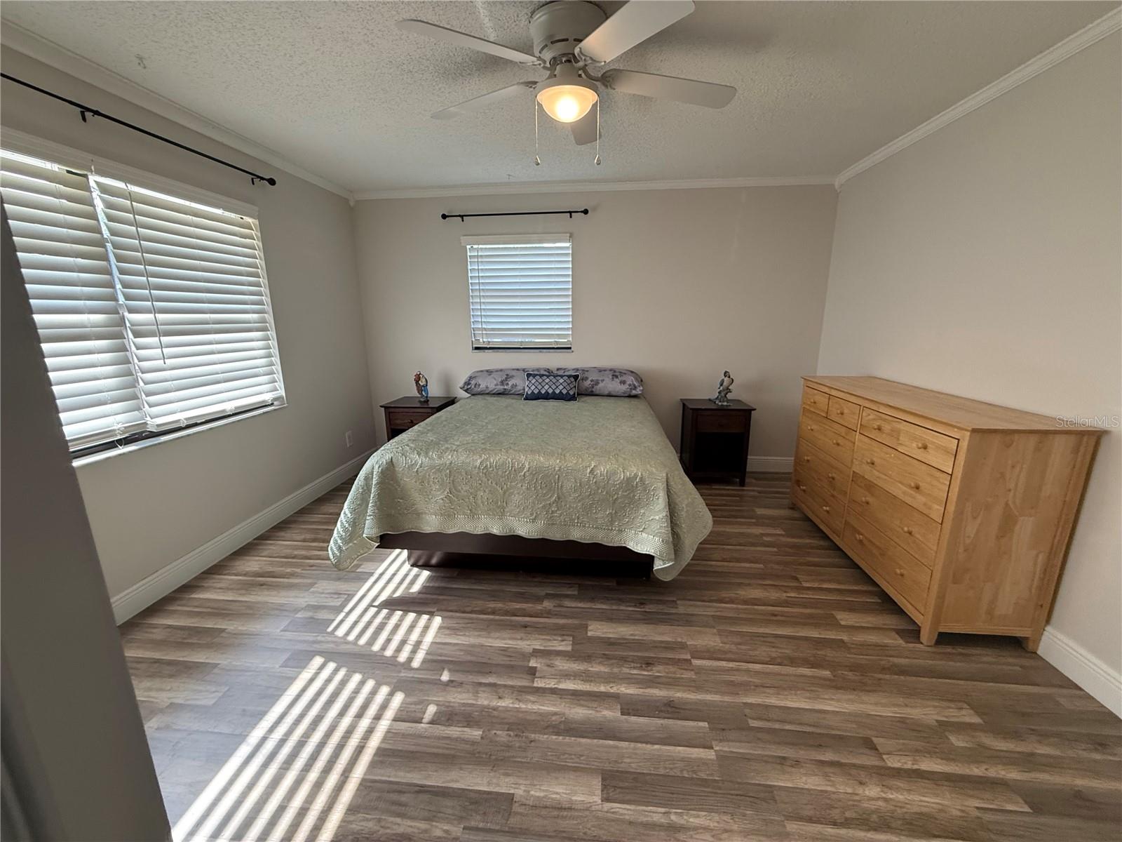 1200 ABBEY CRESCENT LN, CLEARWATER, FL, 33759