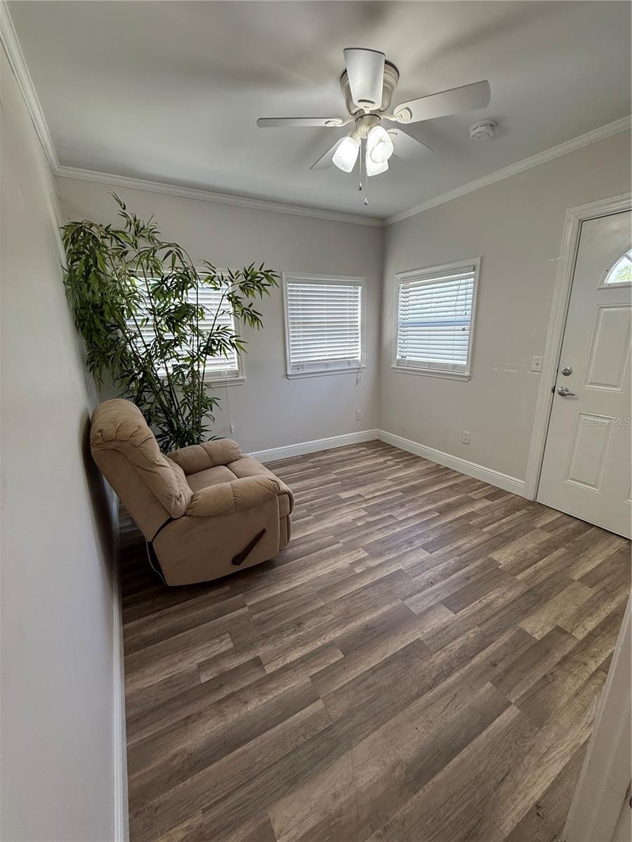 1200 ABBEY CRESCENT LN, CLEARWATER, FL, 33759