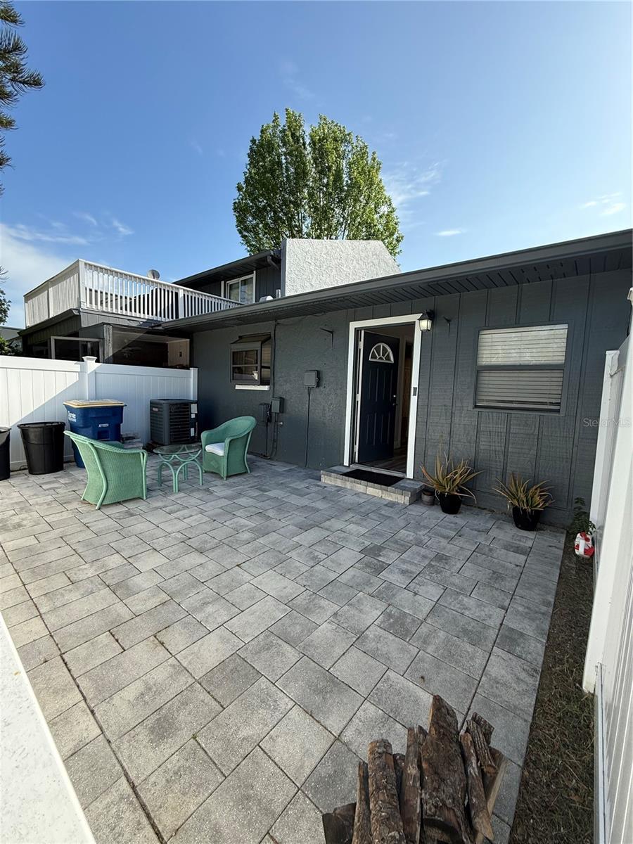 1200 ABBEY CRESCENT LN, CLEARWATER, FL, 33759