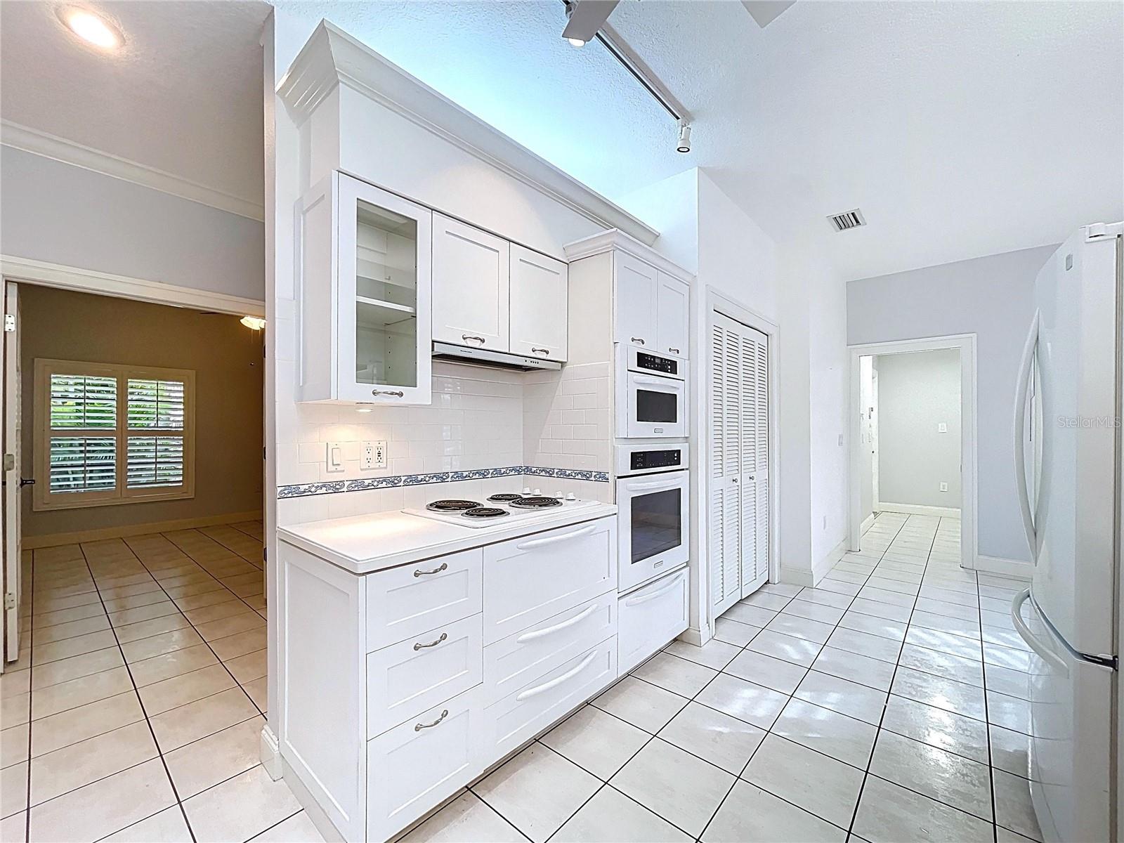 3708 DARSTON ST, PALM HARBOR, FL, 34685