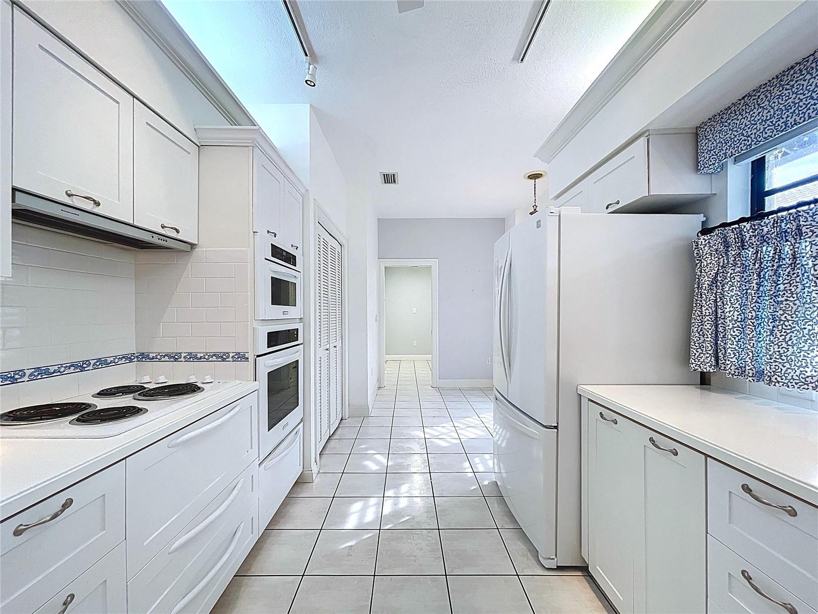 3708 DARSTON ST, PALM HARBOR, FL, 34685