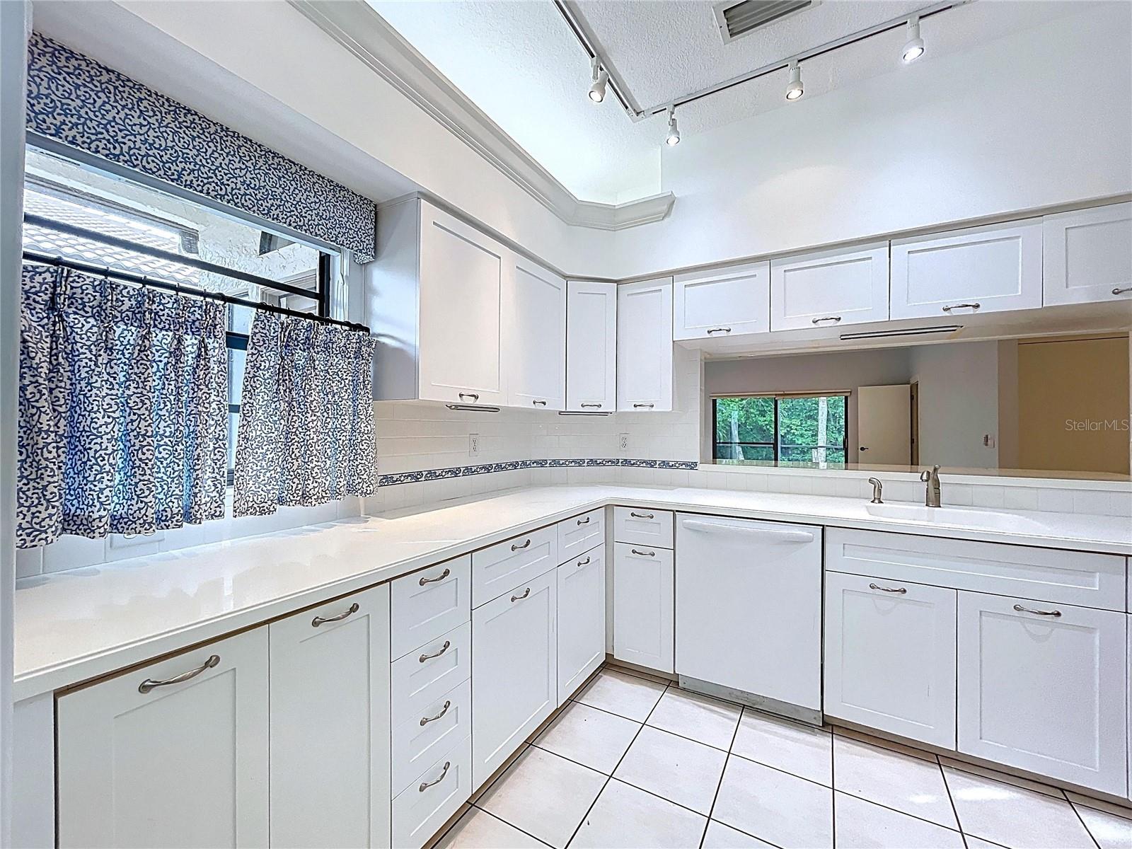 3708 DARSTON ST, PALM HARBOR, FL, 34685