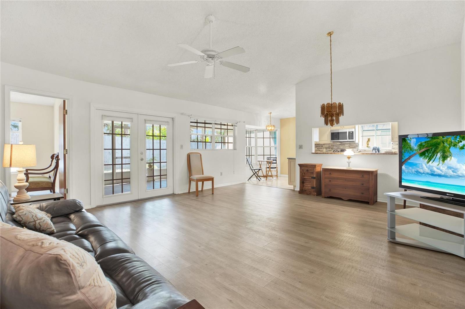 11722 CURRIE LN #I1, LARGO, FL, 33774