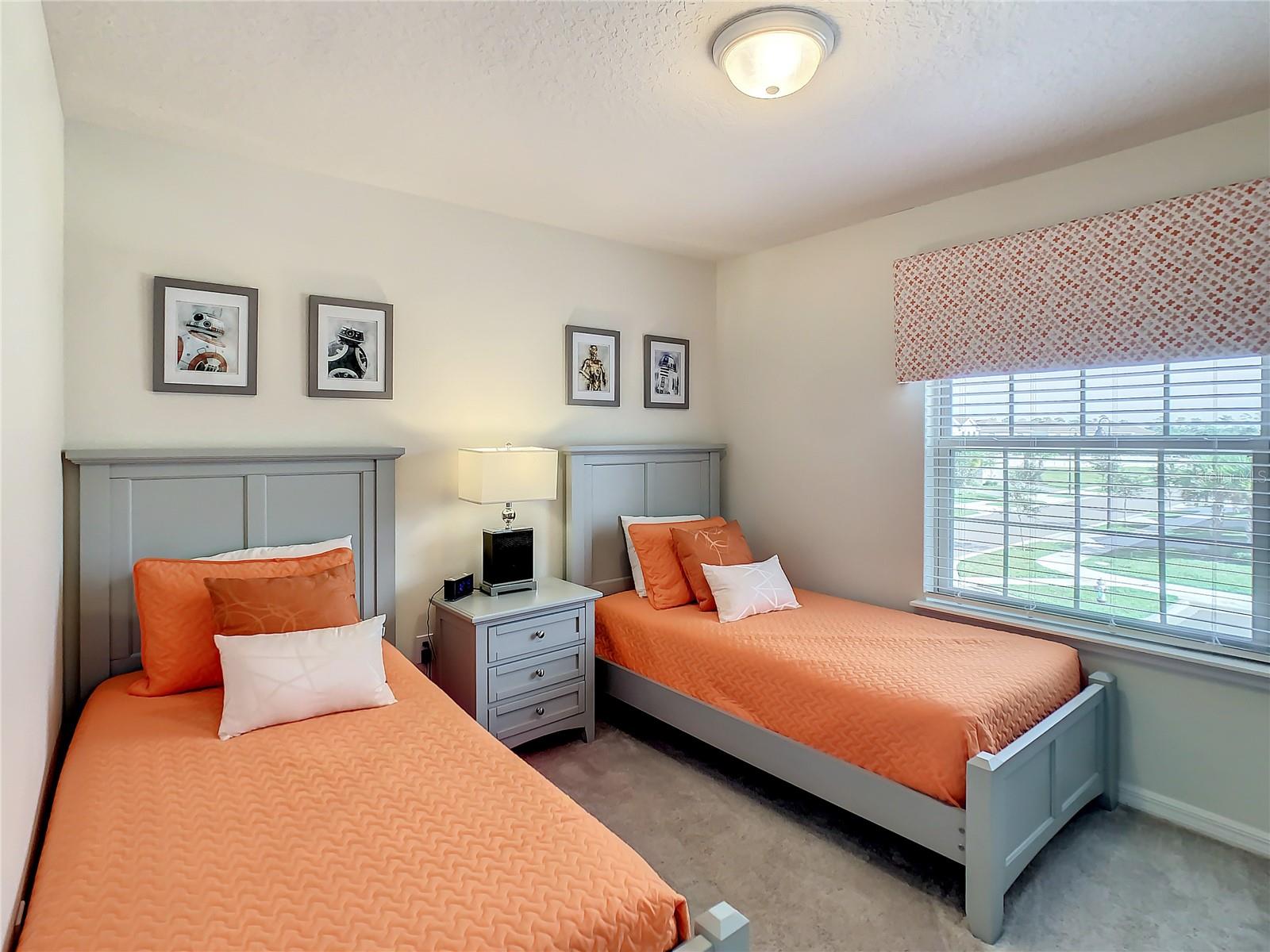 2412 TANGER DR, KISSIMMEE, FL, 34747