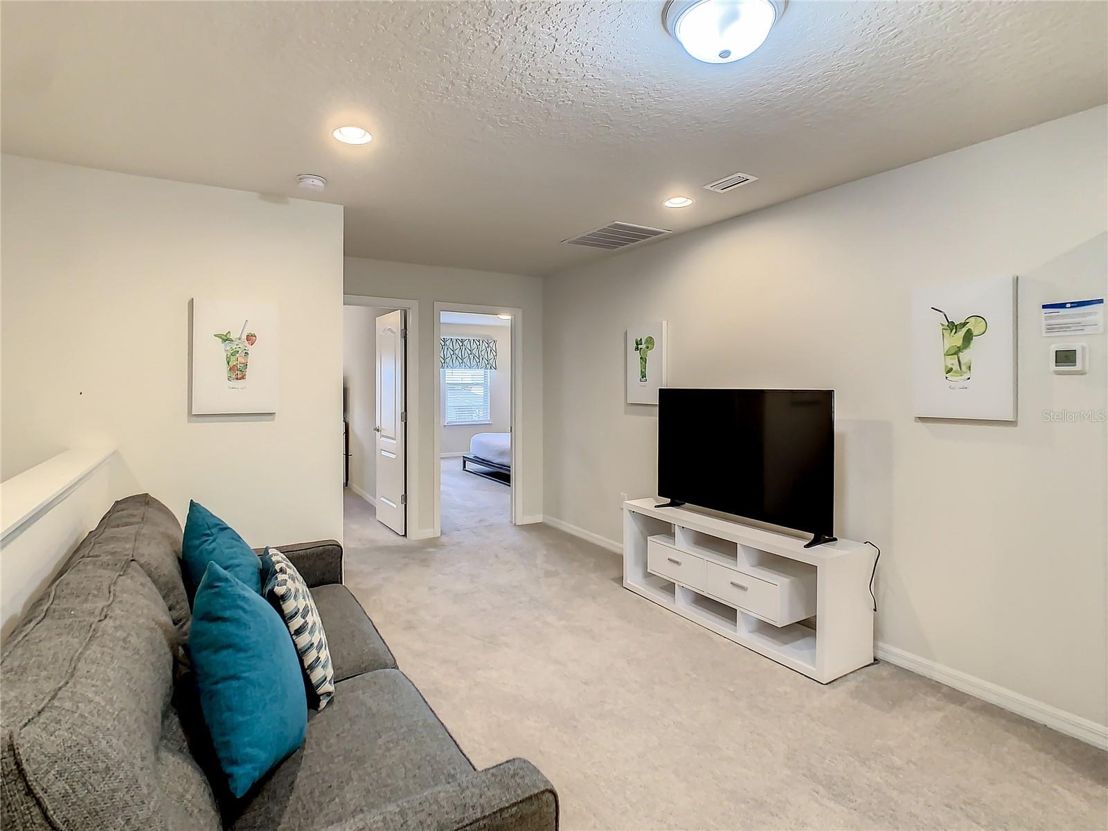2412 TANGER DR, KISSIMMEE, FL, 34747