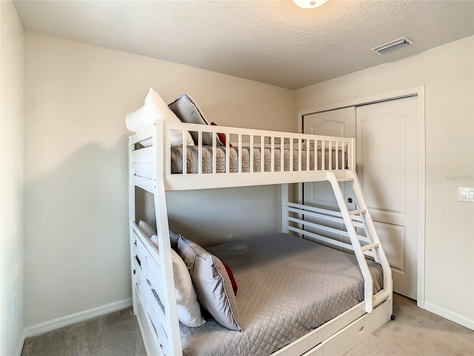 2412 TANGER DR, KISSIMMEE, FL, 34747