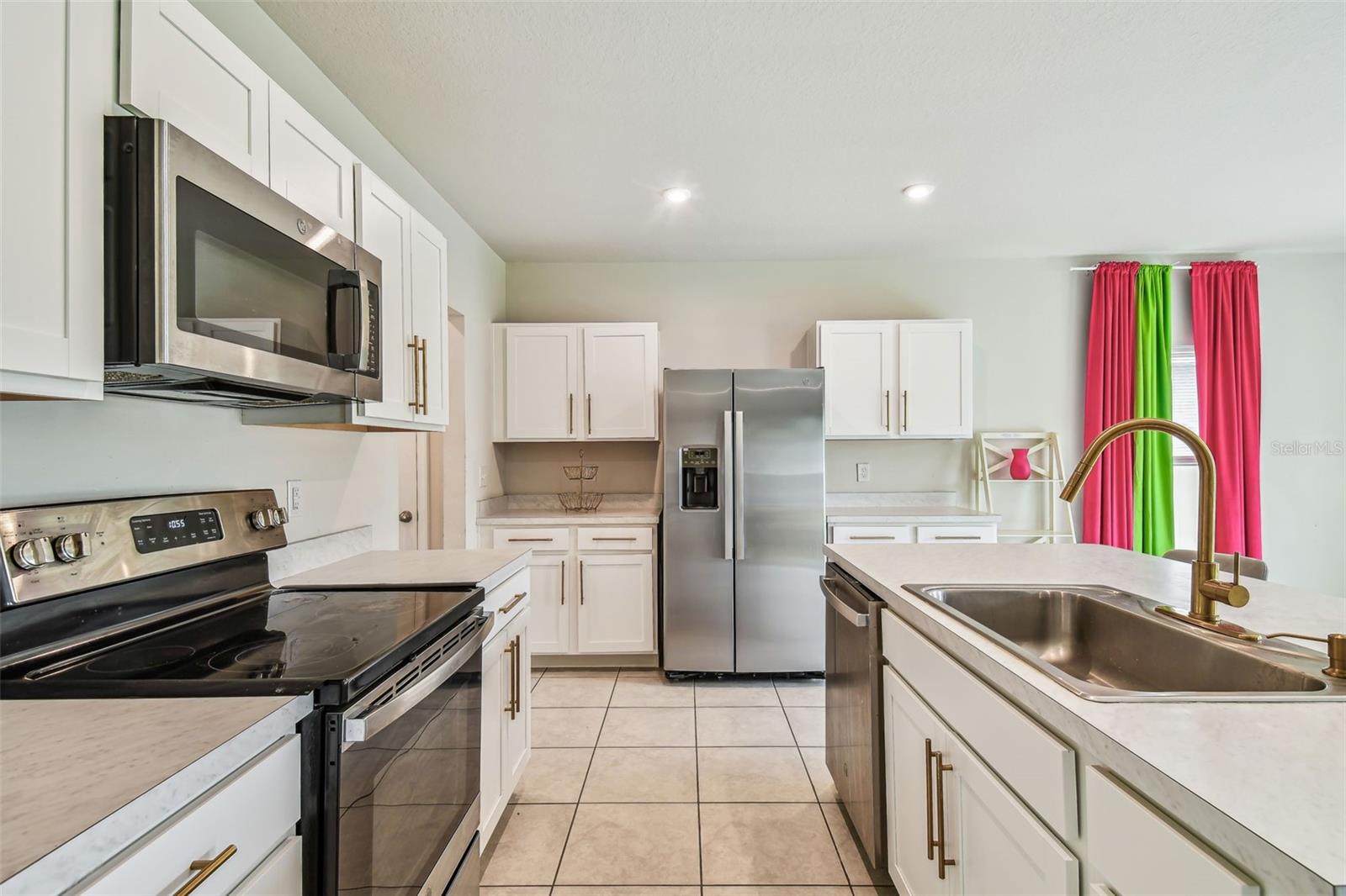 35168 ARYA WAY, ZEPHYRHILLS, FL, 33541