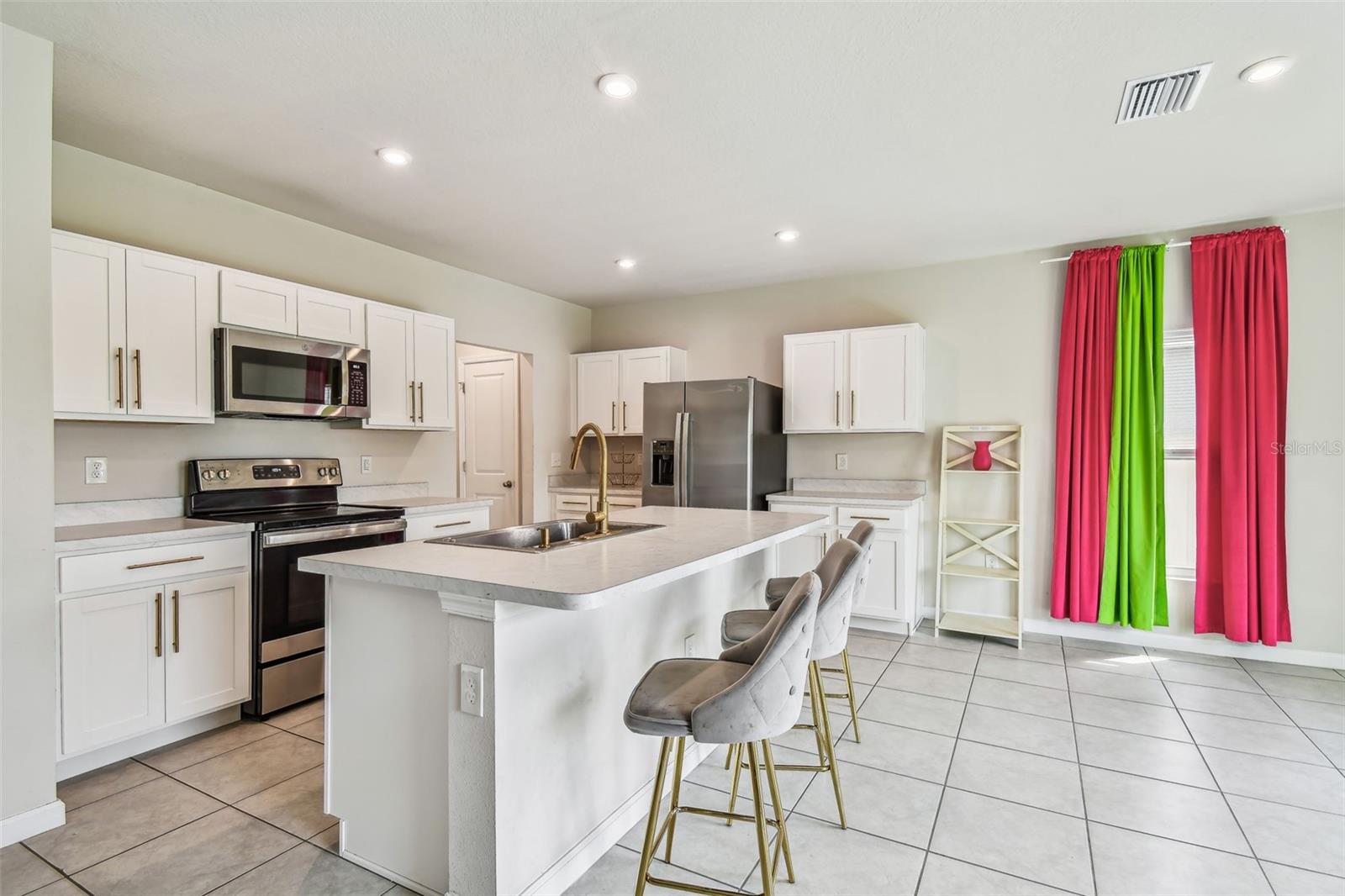35168 ARYA WAY, ZEPHYRHILLS, FL, 33541