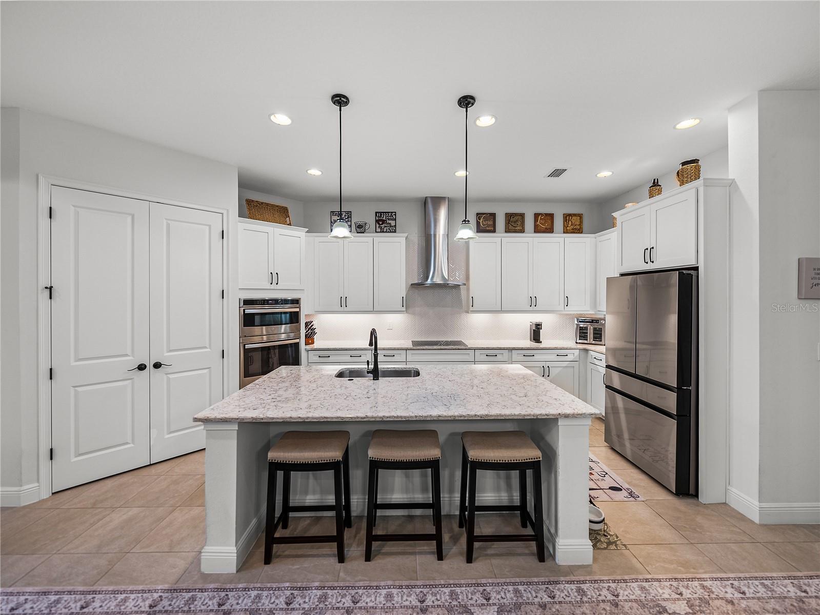 14198 THOROUGHBRED DR, DADE CITY, FL, 33525