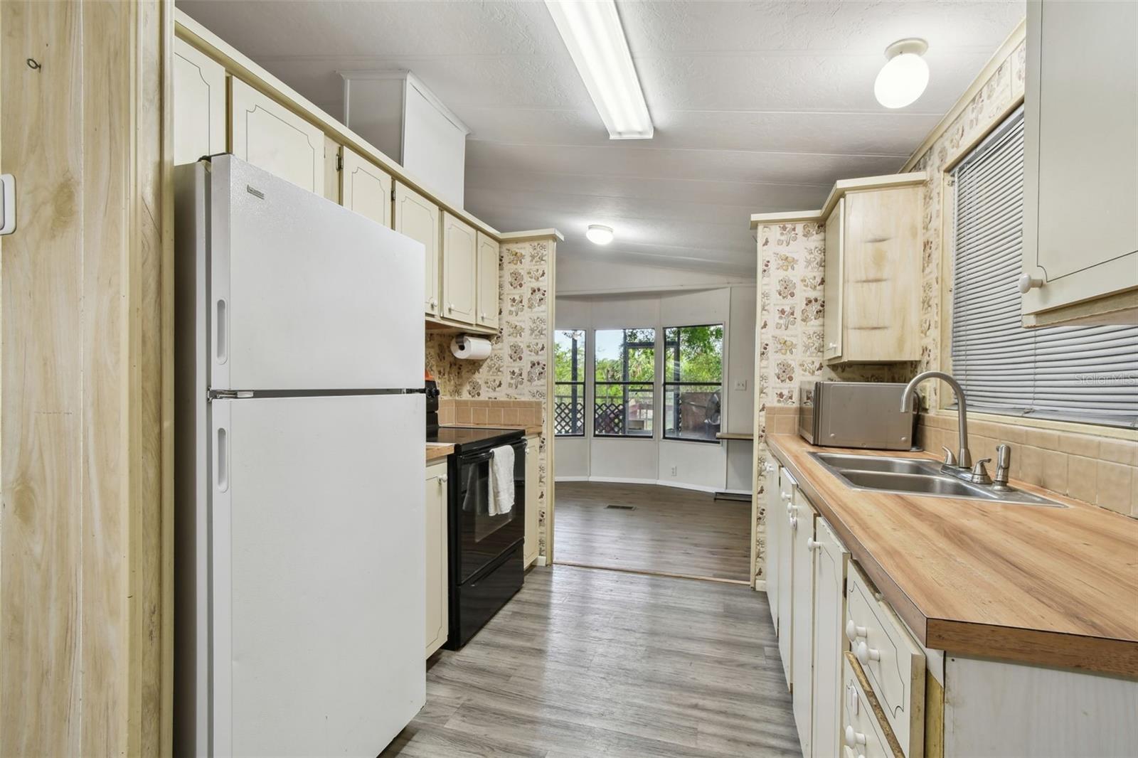 5832 SUSSEX DR, TAMPA, FL, 33615