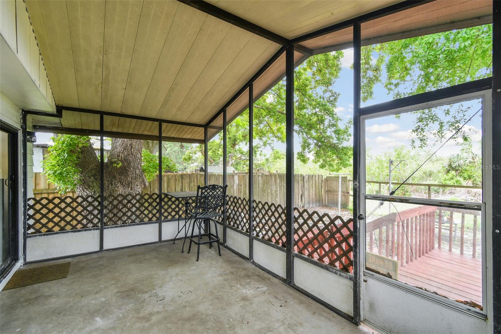 5832 SUSSEX DR, TAMPA, FL, 33615