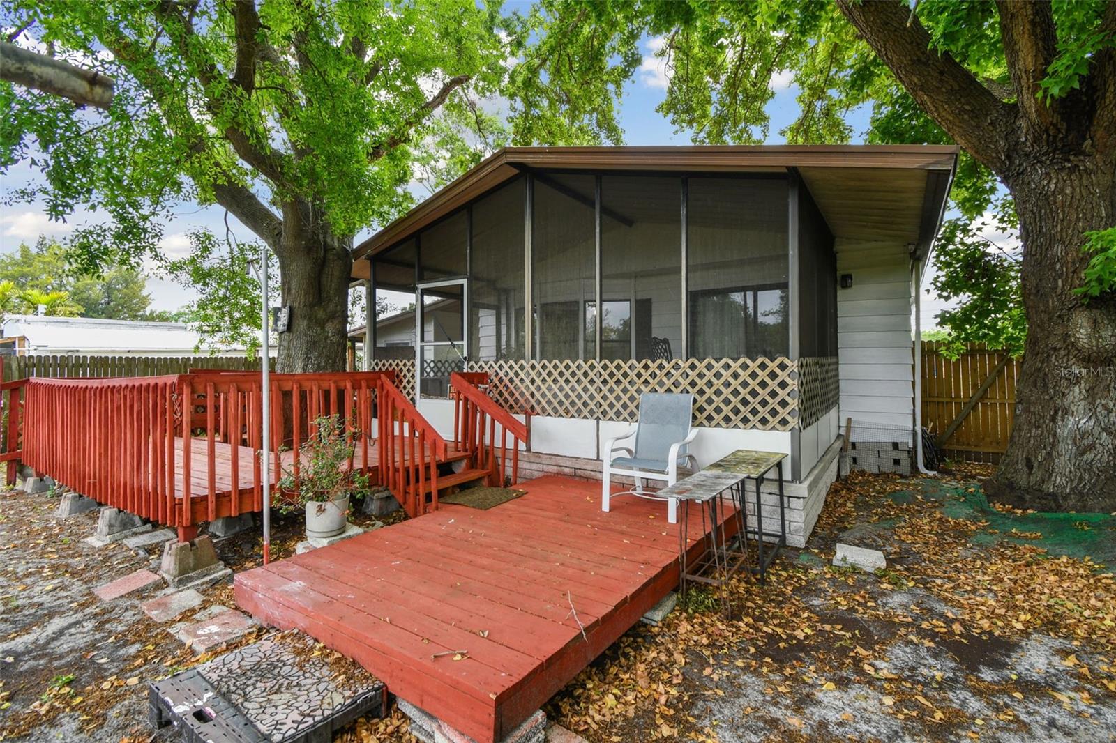 5832 SUSSEX DR, TAMPA, FL, 33615