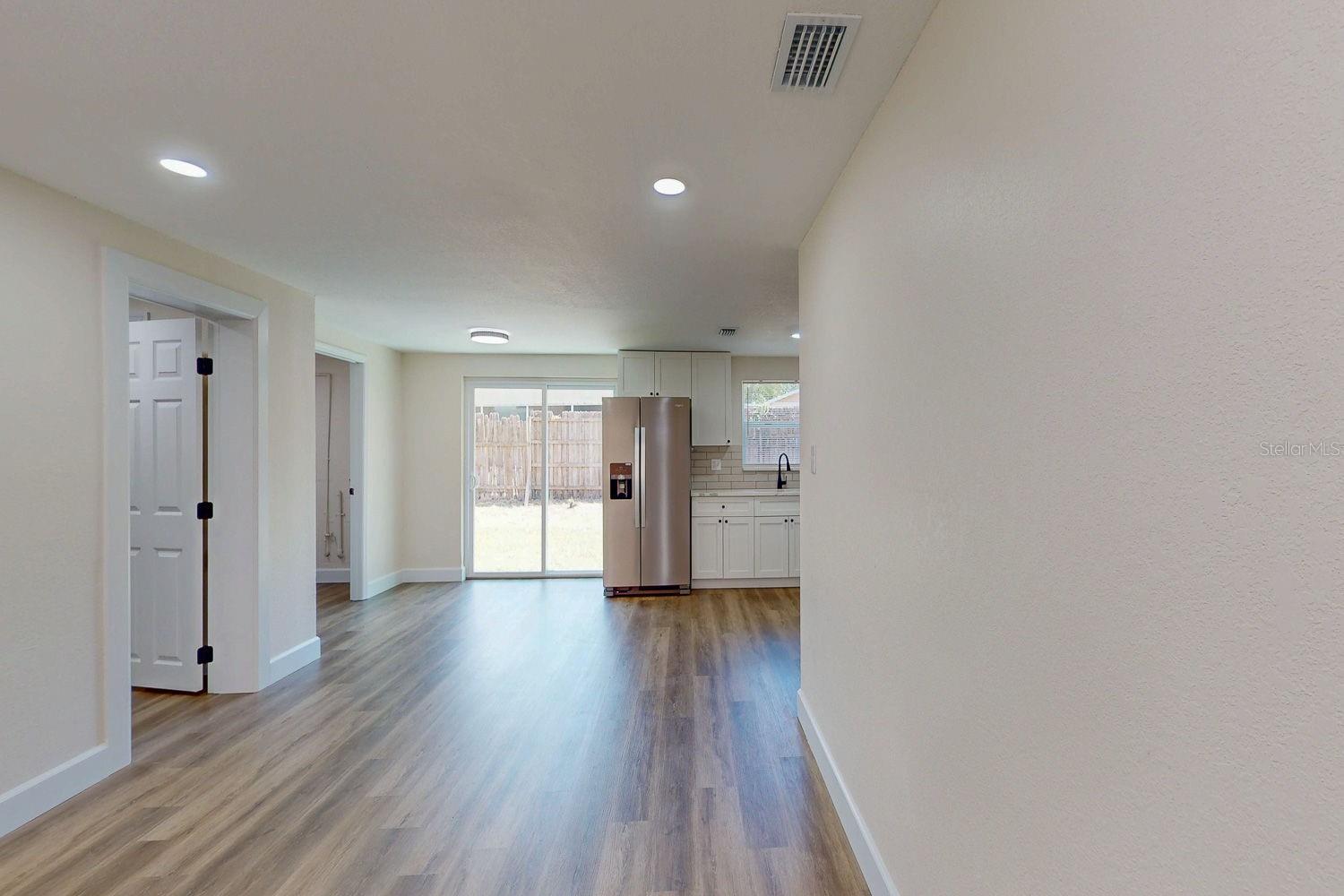 8503 N TEMPLE AVE, TAMPA, FL, 33617