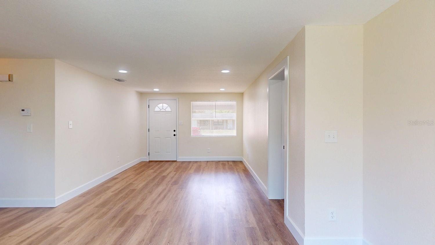 8503 N TEMPLE AVE, TAMPA, FL, 33617