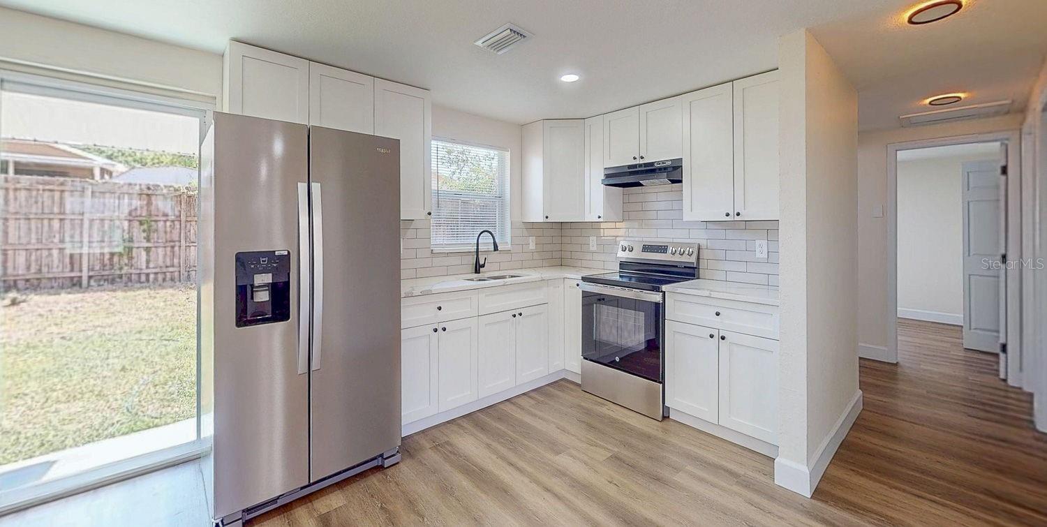 8503 N TEMPLE AVE, TAMPA, FL, 33617