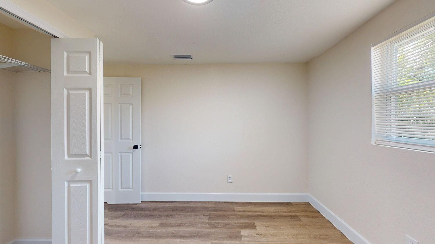 8503 N TEMPLE AVE, TAMPA, FL, 33617