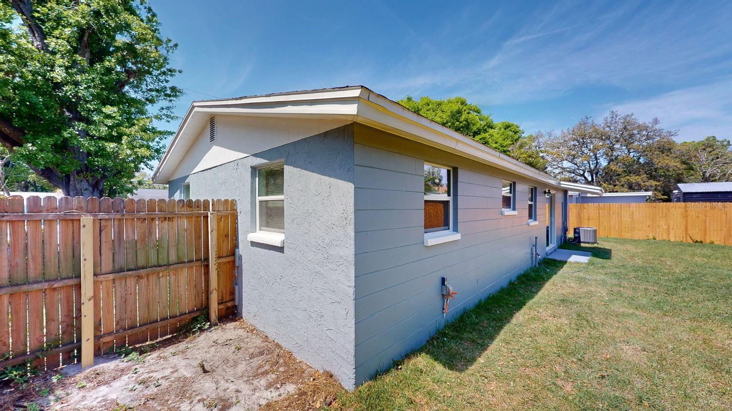 8503 N TEMPLE AVE, TAMPA, FL, 33617
