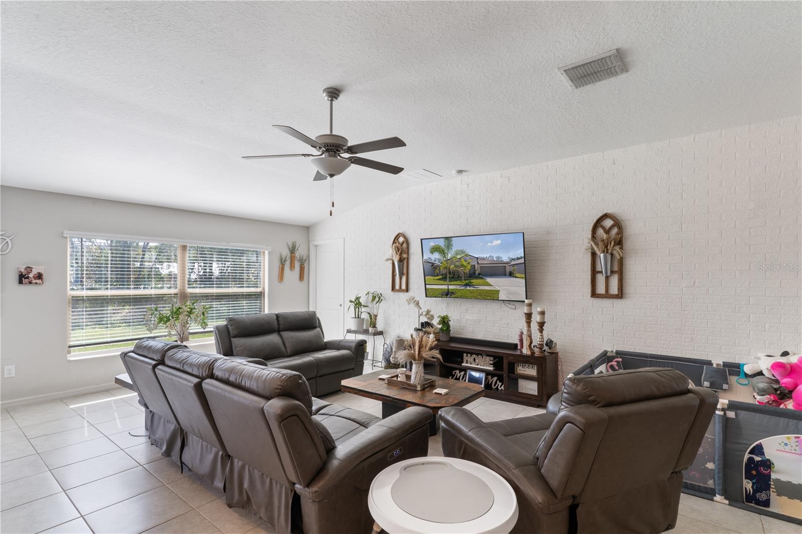 1957 FAN ALOE WAY, RUSKIN, FL, 33570