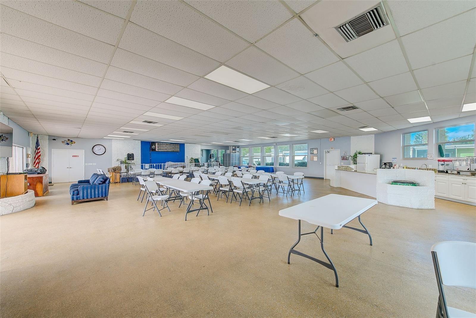 250 ROSERY RD NW #228, LARGO, FL, 33770