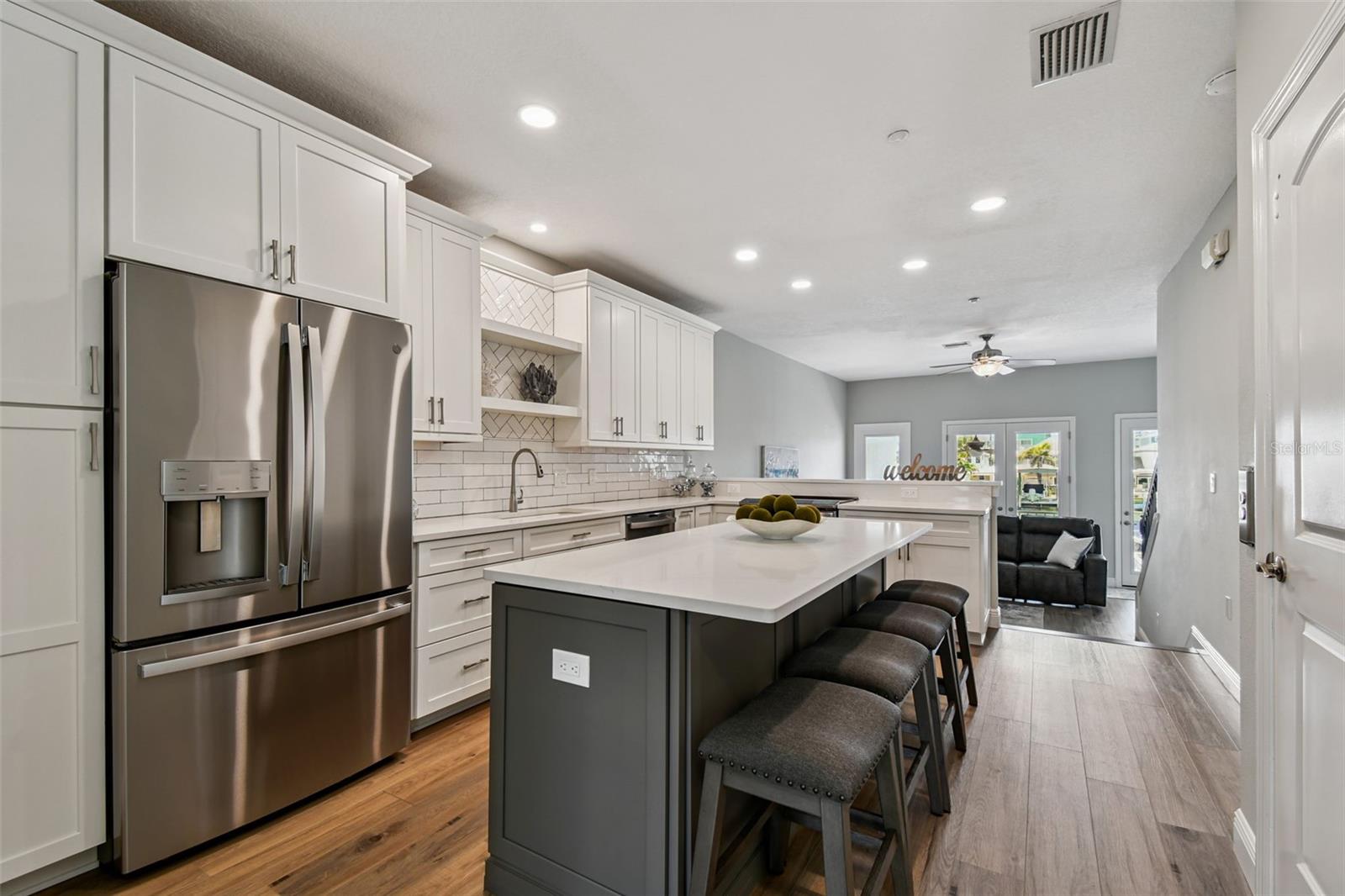 161 BRIGHTWATER DR #8, CLEARWATER BEACH, FL, 33767