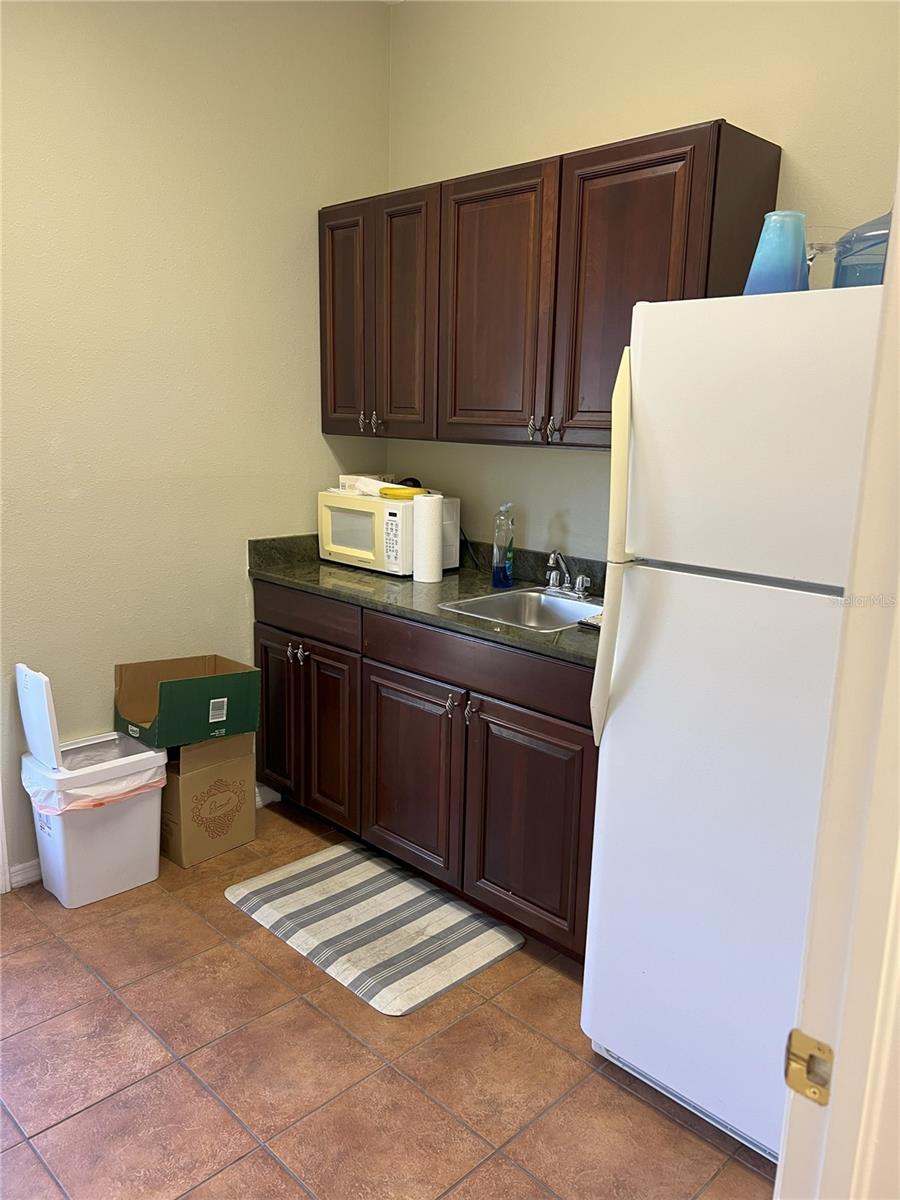 11049 COUNTRYWAY BLVD, TAMPA, FL, 33626