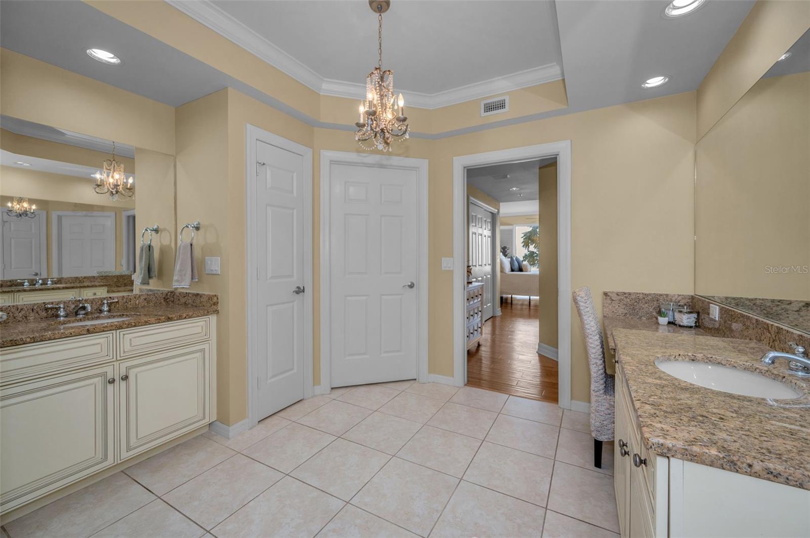 15208 GULF BLVD #203, MADEIRA BEACH, FL, 33708